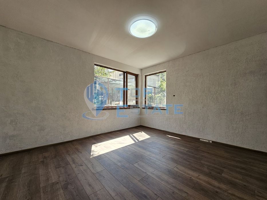 Продава се Етаж от къща в Горна Оряховица - 62 кв.м за 1371 €/кв.м - Снимка #1