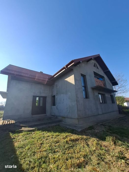 De vanzare vila in Barticesti, P+M, compusa din 7 camere Pret 85000 e