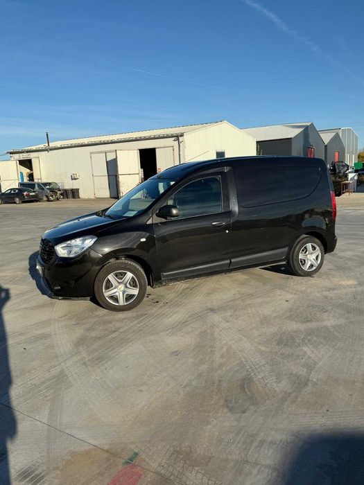 Dacia Dokker 2020 • Diesel • 70 kW / 95 CP • 125.000 km  • Negru