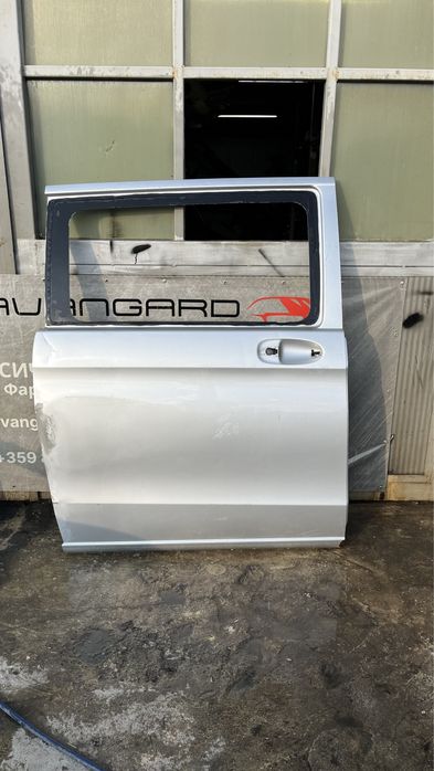 4 броя задна дясна и 1 брой задна лява врата Mercedes Vito W447