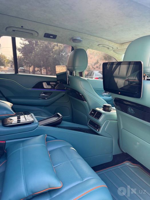 Mercedes benz GLS 450