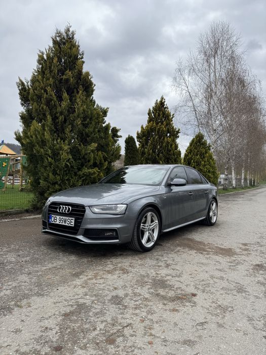 Vând Audi A4 S line