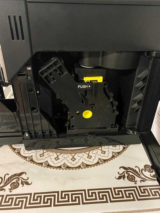 Espressor automat cafea Saeco Pico Baristo HD8925 cu rasnita + Carafa lapte