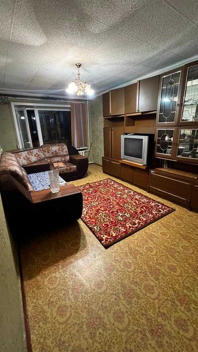 2 комн. пр.Строителей 25, кирпич, 8/10 этаж