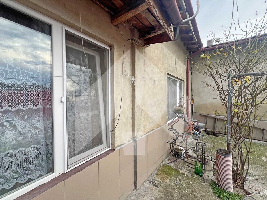 Продава се Къща в Нови пазар - 147 кв.м за 694 €/кв.м - Снимка #13