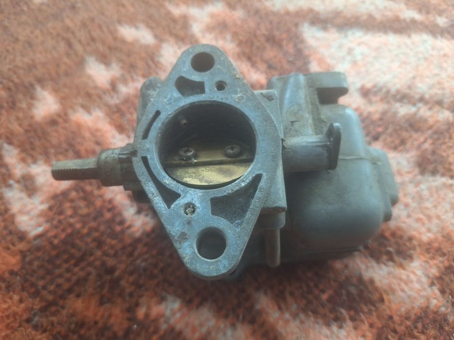 Corp carburator dacia