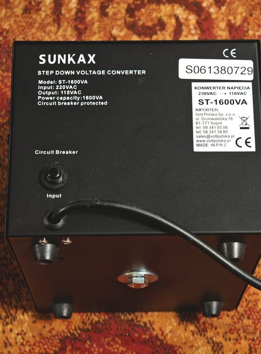 Convertor de tensiune 230VAC-110VAC ST-1600VA SUNKAX volt