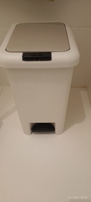 Продам мусорное ведра