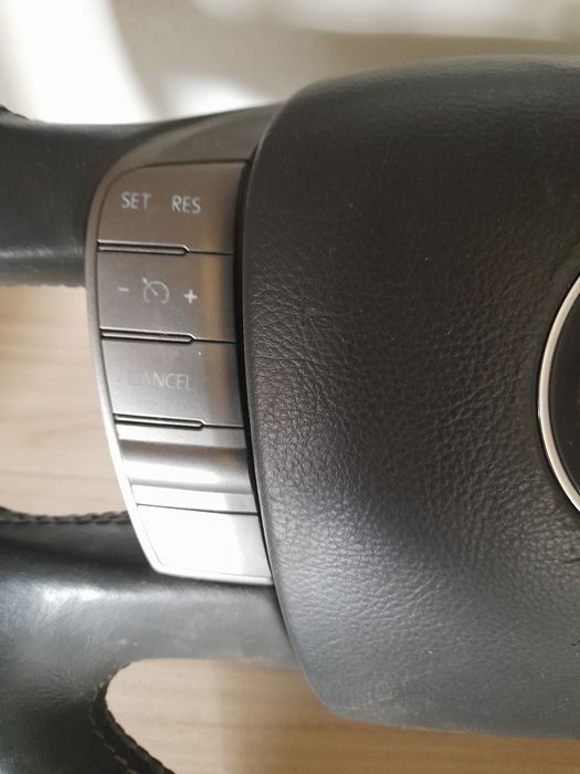 Волан с аре бег VW  файтон фейс