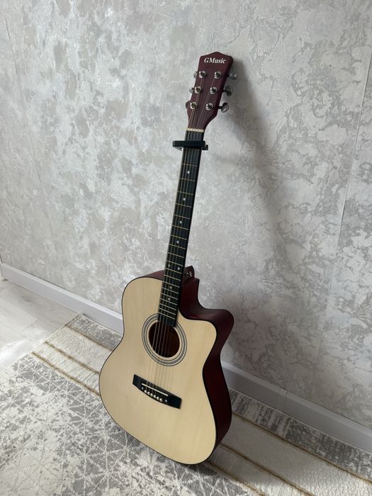 Продается гитара