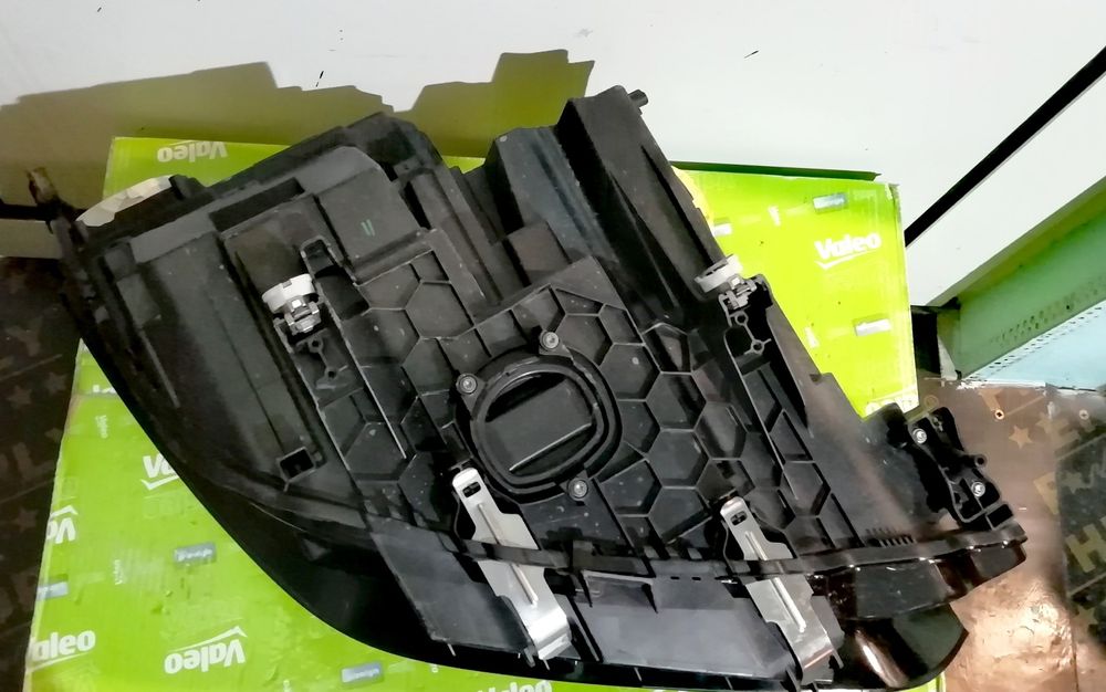 Фар фарове за БМВ 8 Г14 Г15 Г16 / BMW M8 G14 G15 G16 Laser Лазер.