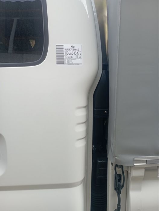 Kia bongo holati ideal