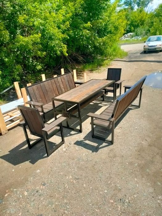Продам комплект стол, стулья, скамейки