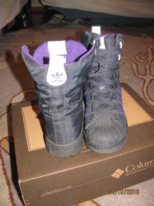 Продам ботинки 33 размер.