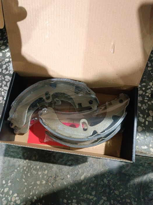 Автозапчасти Тойота Карина Е