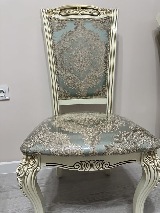 Красивые и прочные стулья