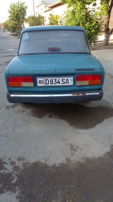 Moshina vaz 2107
