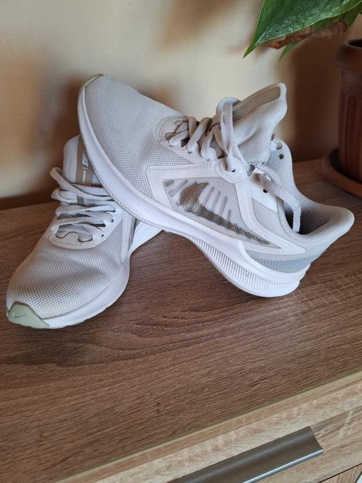 Vand adidasi Nike Downshifter, marime 36.