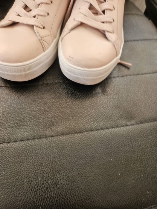 Adidași Fetite mărimea 32.