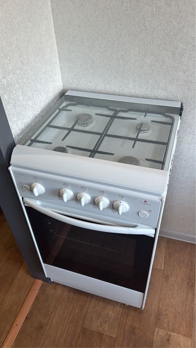 Продам газовую плиту «Дарина»
