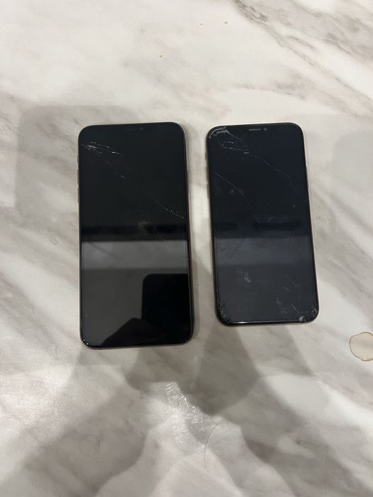 iPhone 11 Pro Max + iPhone XS defecte, pentru piese