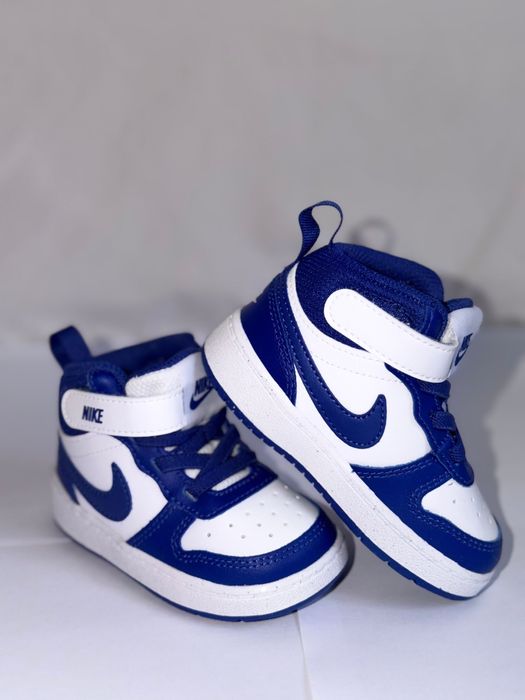 Nike Court Borough Mid 2