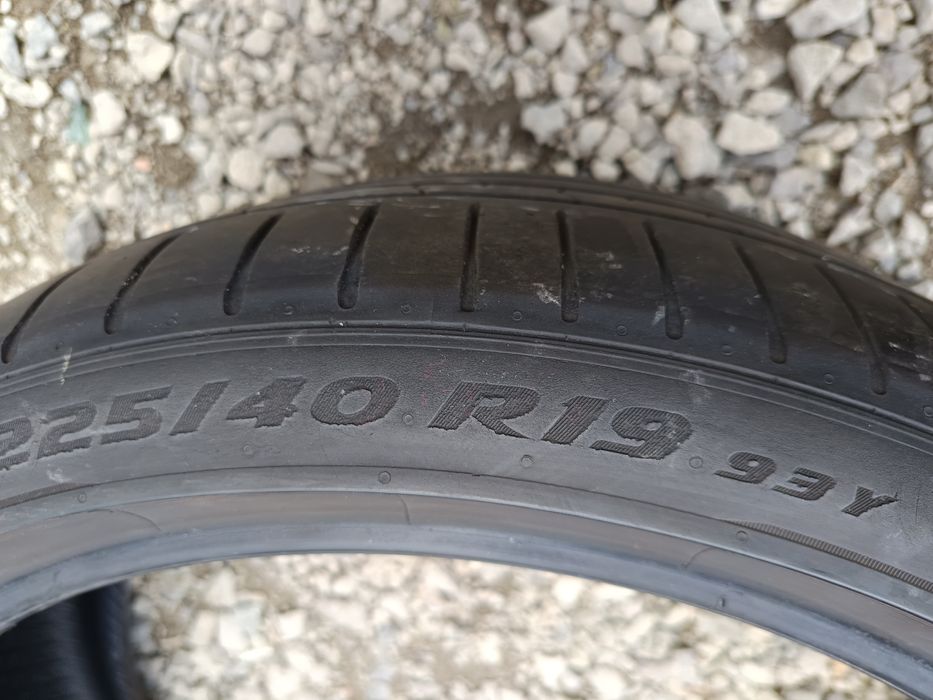 225 40 R 19 93 Y PIRELLI Дот 3318