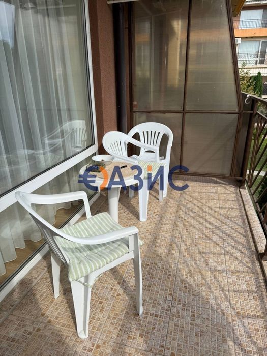 Продава се Едностаен апартамент в к.к. Слънчев бряг - 40 кв.м за 1550 €/кв.м - Снимка #8