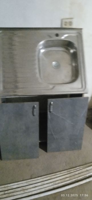 Раковина с тумбой