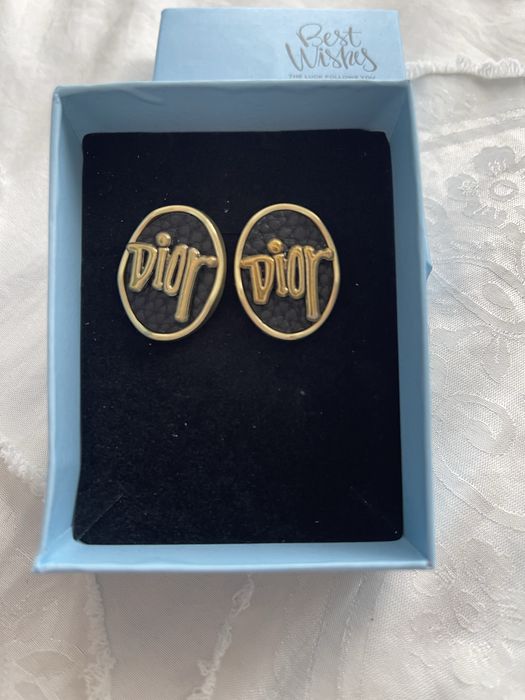 Разпродажба всичко по 10 лв бр.