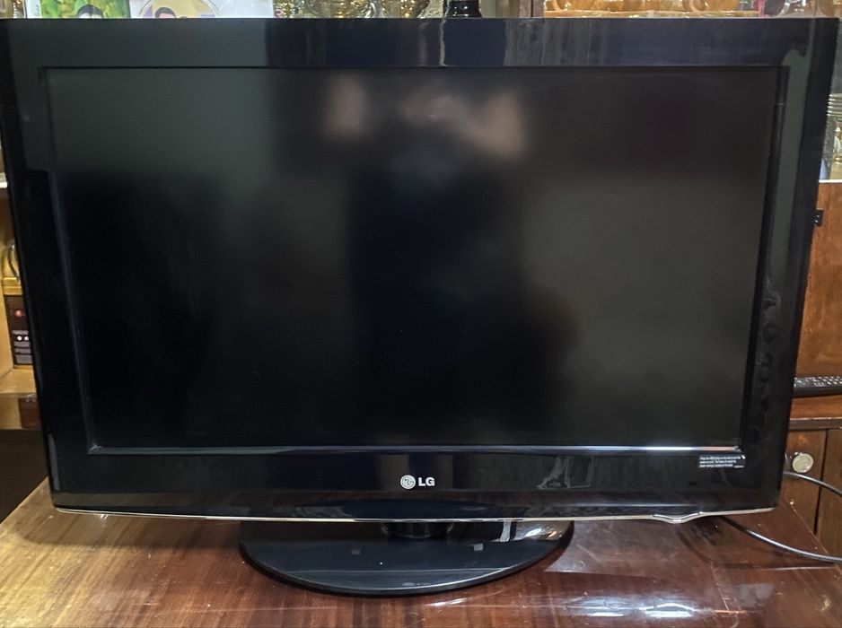 Продается телевизор LG,диагональ 80.В отличном состоянии.