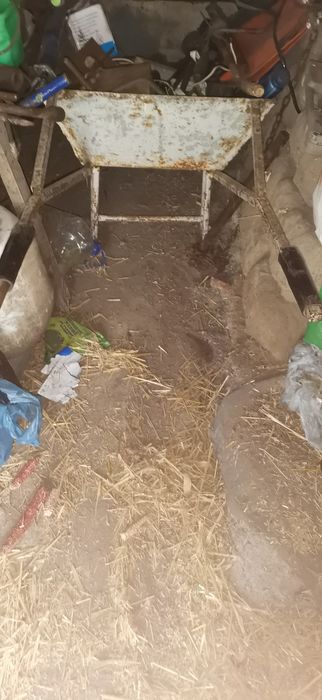 Roabă construită acasă FOARTE FOARTE GROASĂ