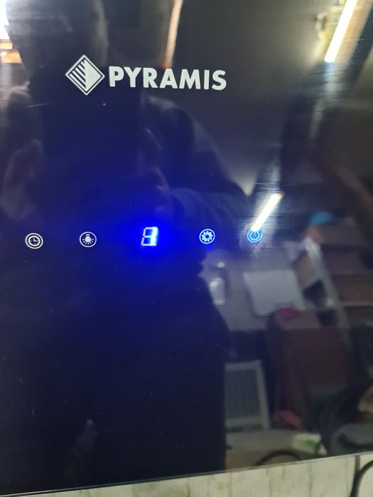 Hota Pyramis Black glass Touch