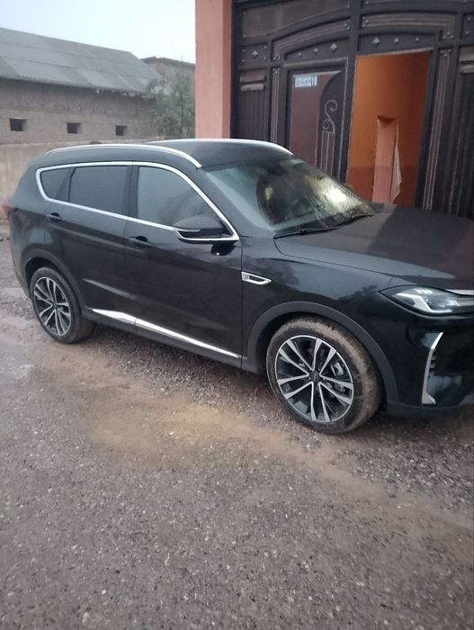 JETAUR  Moshina sotiladi bir qól minilgan xolati yaxshi