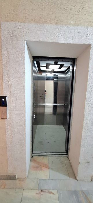 Kvartira sotiladi 7 mikrorayon