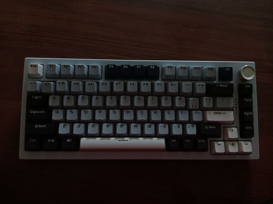 Aula f75 новая75