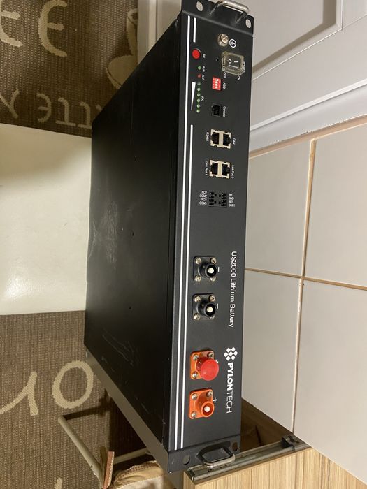 Carcasa cu bms Pylontech us2000