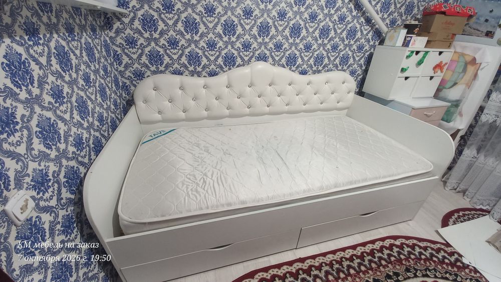 Продам кровать б/у