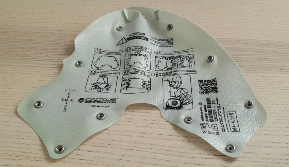 Оригинален Travis Scott x Nike Trainer