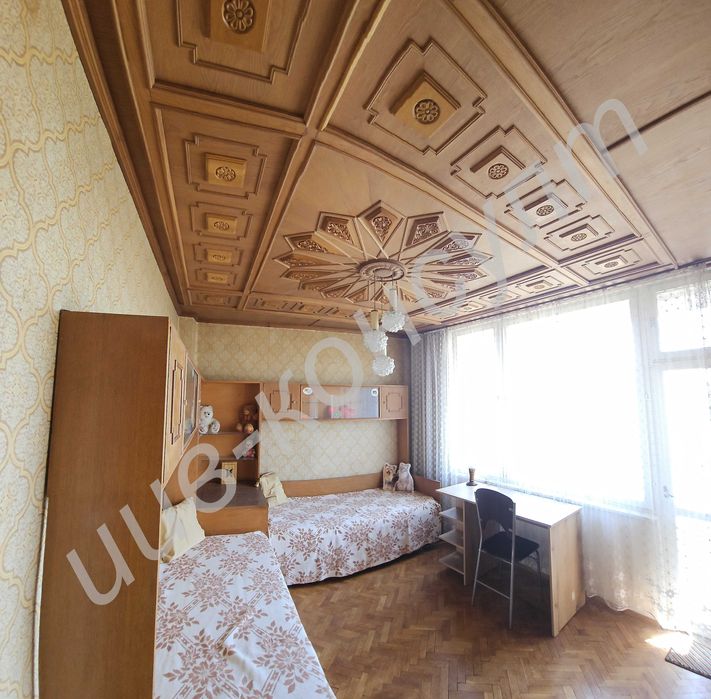 Продава се Тристаен апартамент в Велико Търново, Център - 78 кв.м за 1404 €/кв.м - Снимка #1