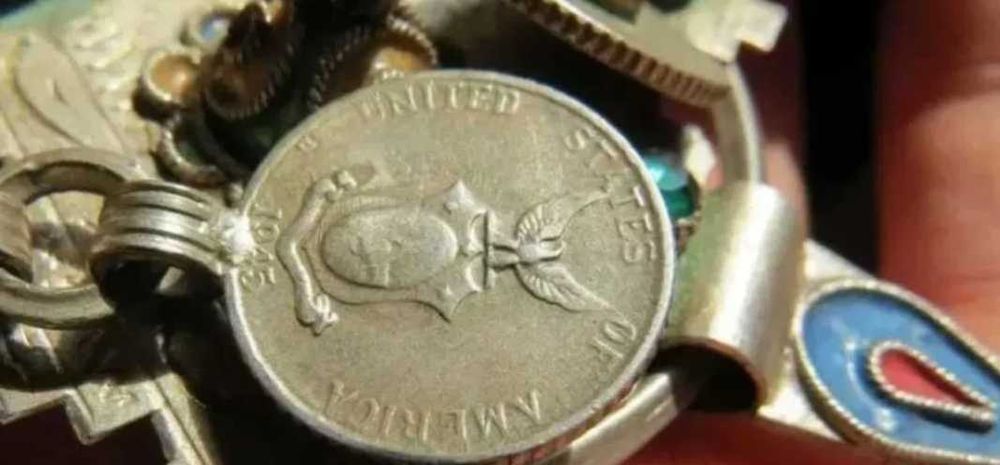 Piesa argint deosebita