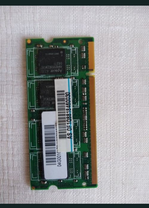 Placi RAM de 1Gb pentru Laptopuri in stare perfecte de functionare.