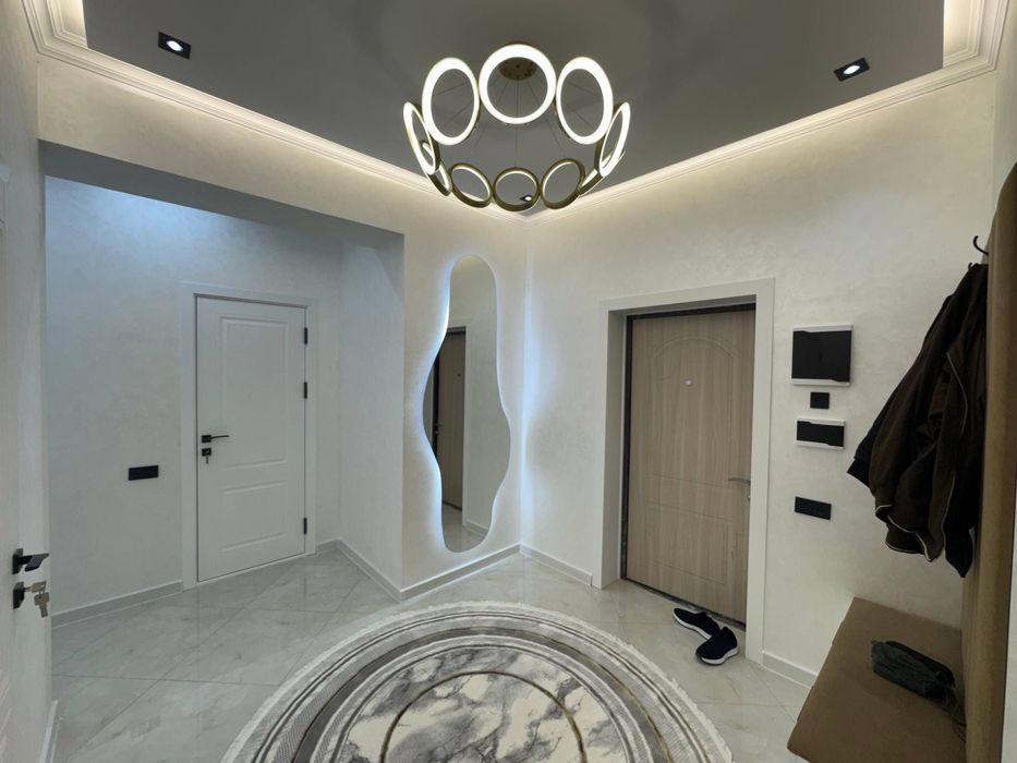 Продантся 3 ком. Квартира площадью 67 кв.м. В Геофизике