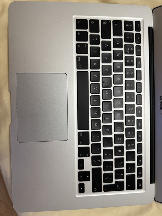 Macbook Air 13 8gb 250gb beterie noua