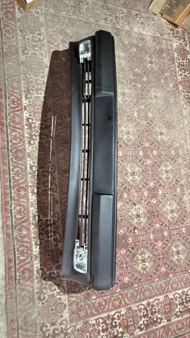 Бампер w124 передний