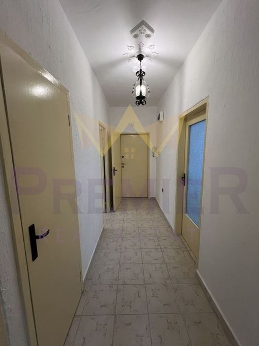 Продава се Тристаен апартамент в Пловдив, Кючук Париж - 87 кв.м за 1009 €/кв.м - Снимка #8
