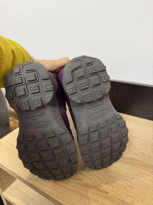 Ghete dechatlon, marime 30