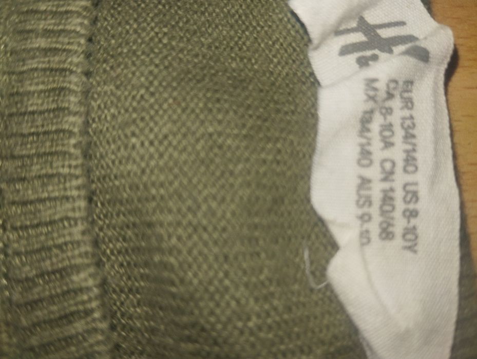 Bluză nouă fete și pantaloni noi+  cadou