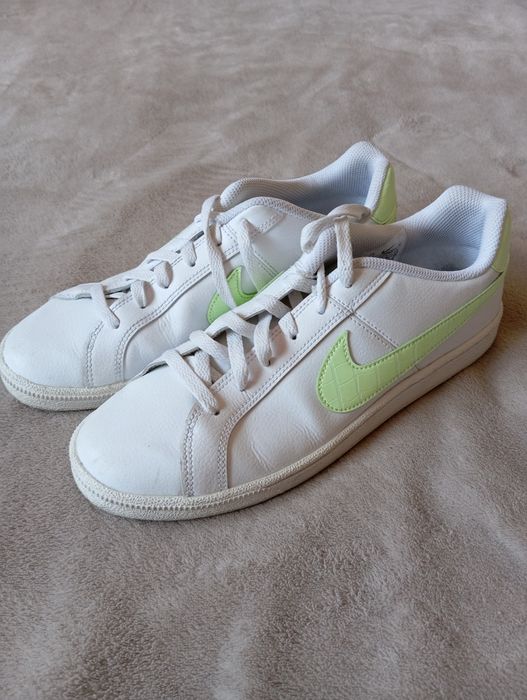 Nike Court Royale marimea 41