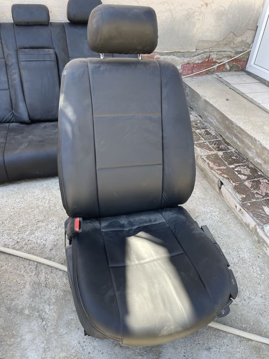 Продам запчасти на е39